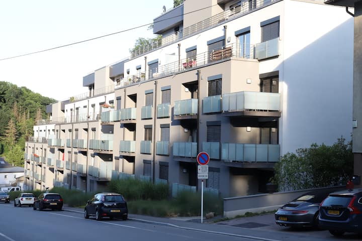Flat4-luxembourg-city-belair Nord With Garage - Strassen