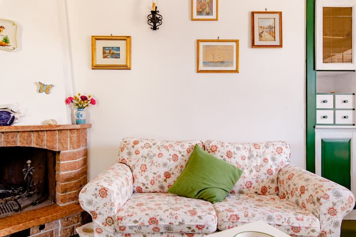 Ischia House With Stunning View - Papavero Room - Ischia Porto