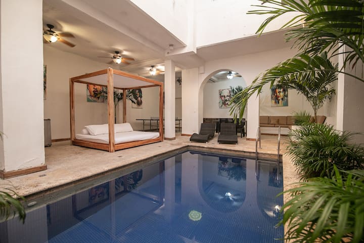 Beautiful 13 Br House In The Old City - Cartagena