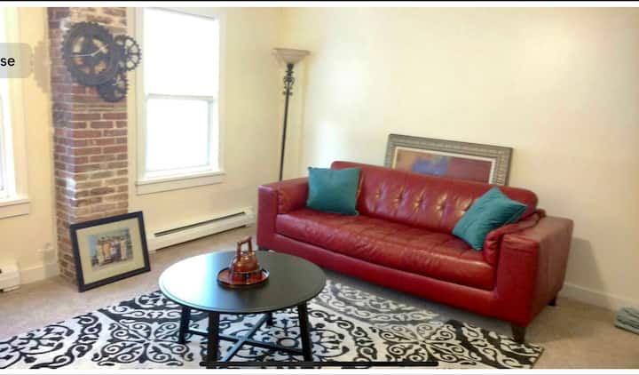 Apartment In Downtown Milford - Nashua