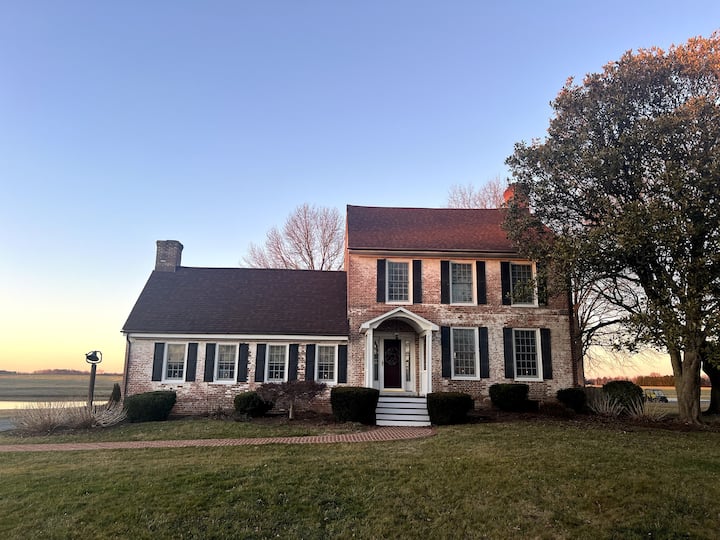Historic Farmhouse Getaway - Chestertown, MD