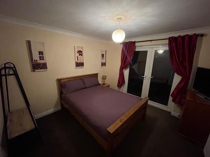 Room 1 - Lychgate Guest House - Newcastle-under-Lyme