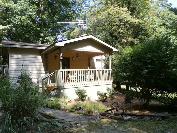 Bella Cottage - Dahlonega, GA
