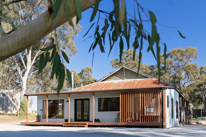 Pete's Shed, Oakbank - Adelaide Hills Council