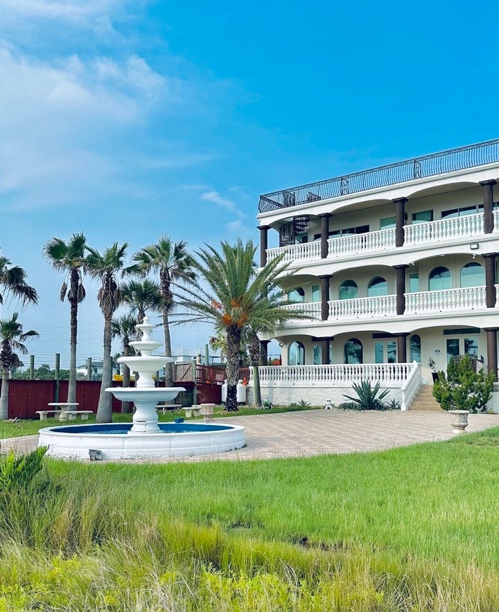 Bliss Hotel - 1st Floor / Patio - St. Augustine Beach, FL