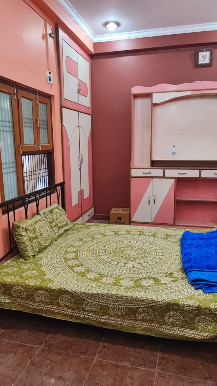 Comfortable Flat For Family Stay - Prayagraj