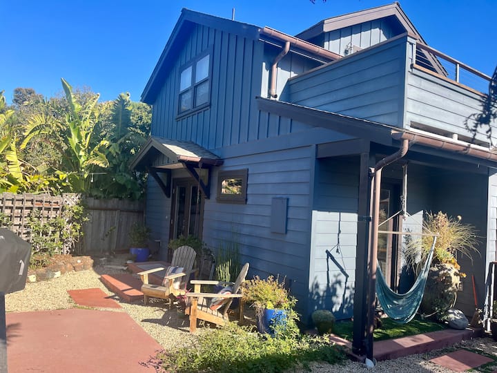 Oceanfront West Side Back House - Santa Cruz, CA