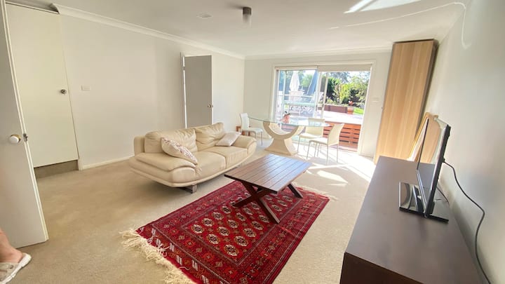 Beautiful, Convenient, Cosy And Fully Furnished - Dural