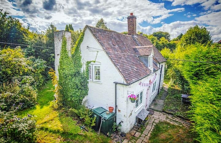 Hockley Cottage - Telford