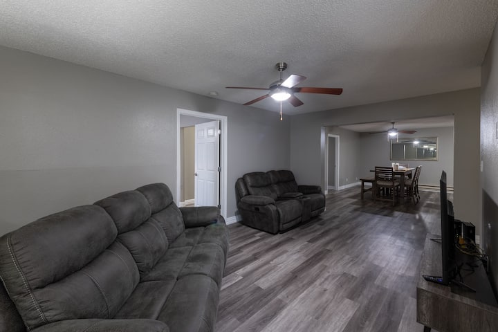 The Airy Duo. Remodeled 2br, 2ba - Wichita Falls, TX