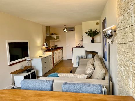 Isola Holiday Apartment rentals cozycozy
