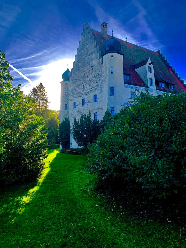 Renaissance Castle To Rent - Riedenburg
