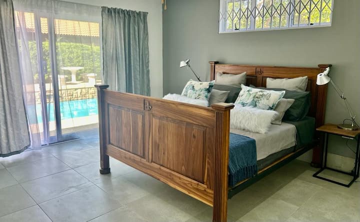Riverbank Villas Guesthouse Room1 - Potchefstroom