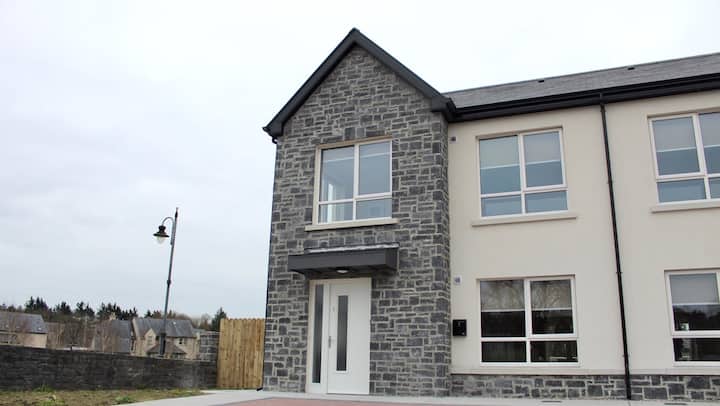 Bunratty Town House No 2 - Limerick