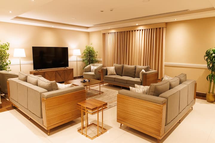 Luxury Duplex Apartment Alkhobar - 達曼