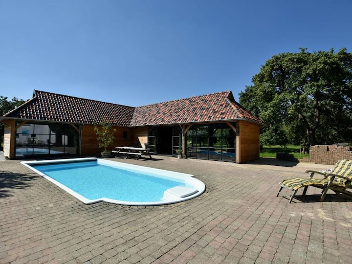 Luxe Vakantiehuis Met Bubbelbad - 네덜란드