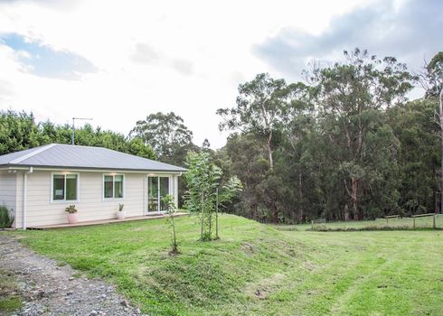 Gumbuya World, Tynong North airbnb, hotels and holiday rentals