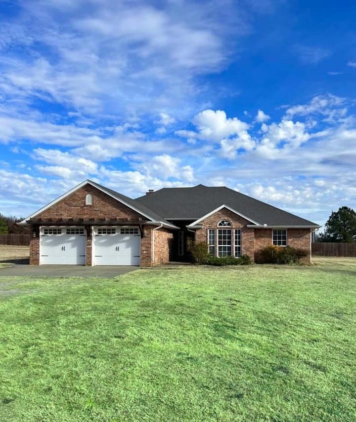 Rte 66 Pet Friendly Chandler Ranch House With Pool - Chandler, OK