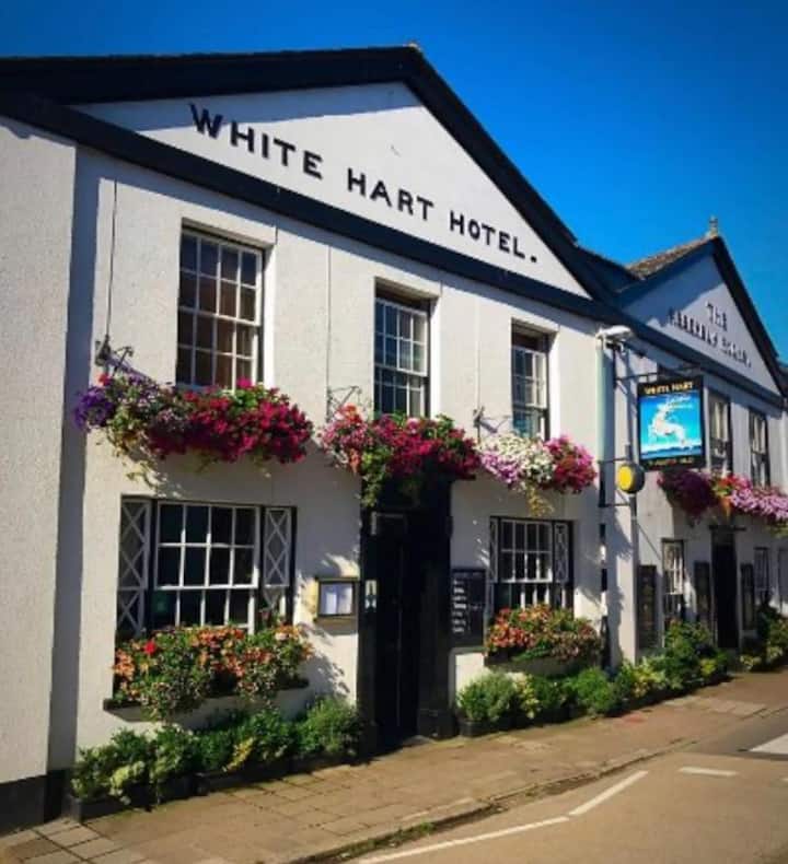 The White Hart Hotel - Bigbury-on-Sea
