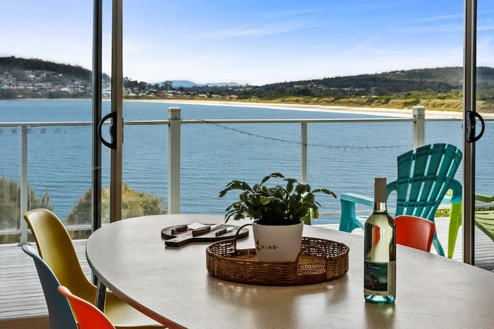 Dolphin View Beach House - Dodges Ferry