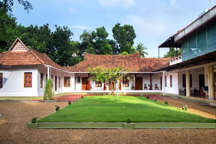 Akkara Homestay (Pvt. Room) - Kottayam