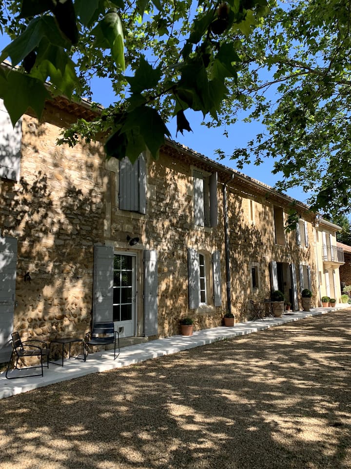 Un Mas Provençal De Charme - Mouriès