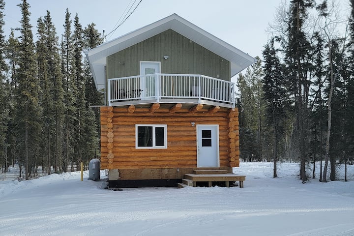 The Meadow Cabin - Yukon
