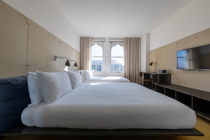 Stile Dtla | Double Queen Room, Financial District - Hollywood, CA