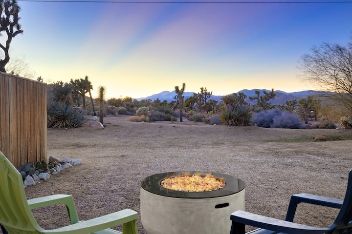 *Magical Views  Fire Pit Yucca Valley/jt Adjacent - 絲蘭谷