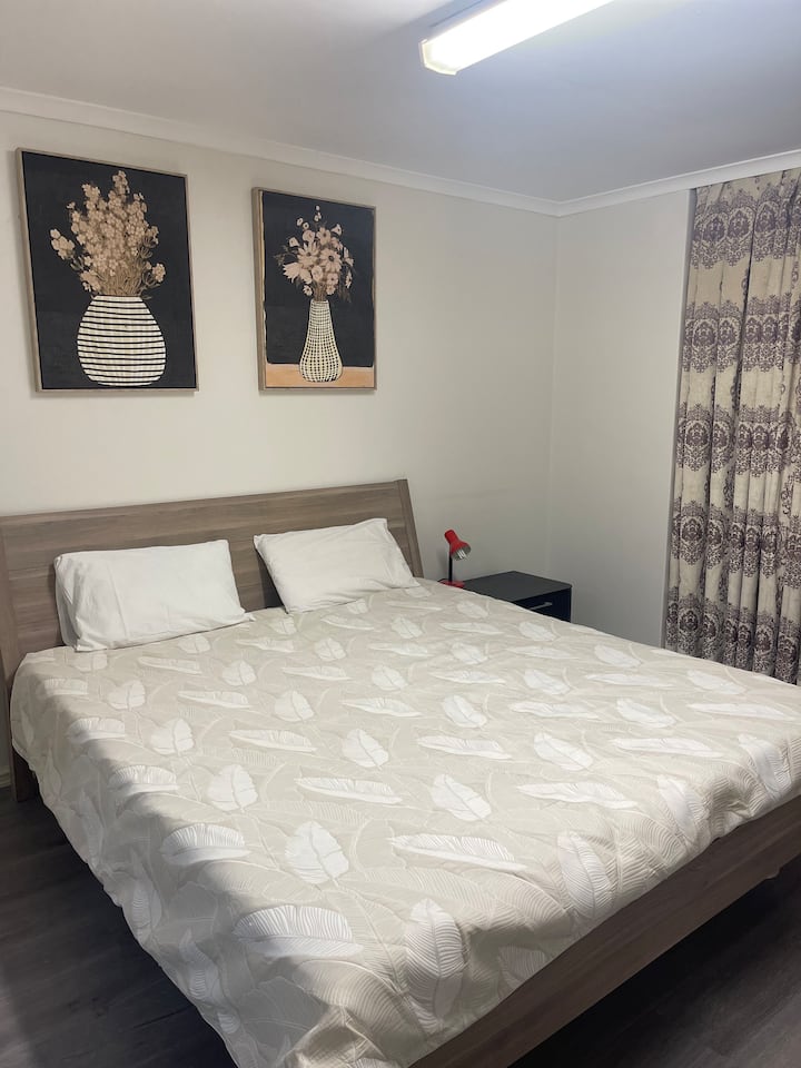 Lovely 1 Bedroom Apartment With Air Conditioning. - Mandurah
