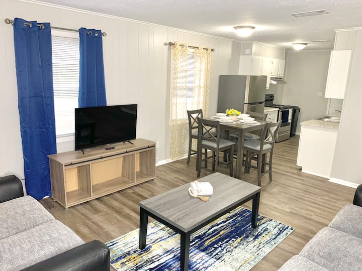 New! 2br Close To Msu, Downtown & Eatery - Starkville, MS
