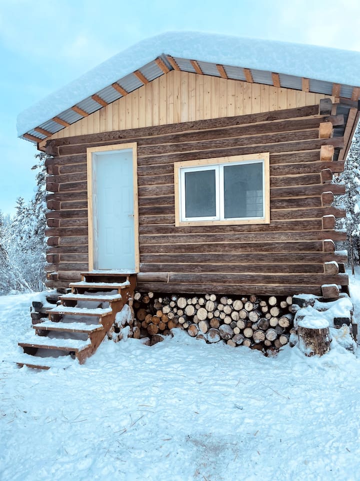Klondike Kennel's Cabin - Yukon