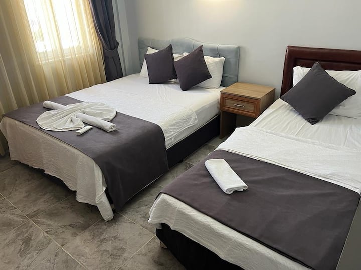 Rayana Otel 3 Kişilik Standart Odamız - Bozburun