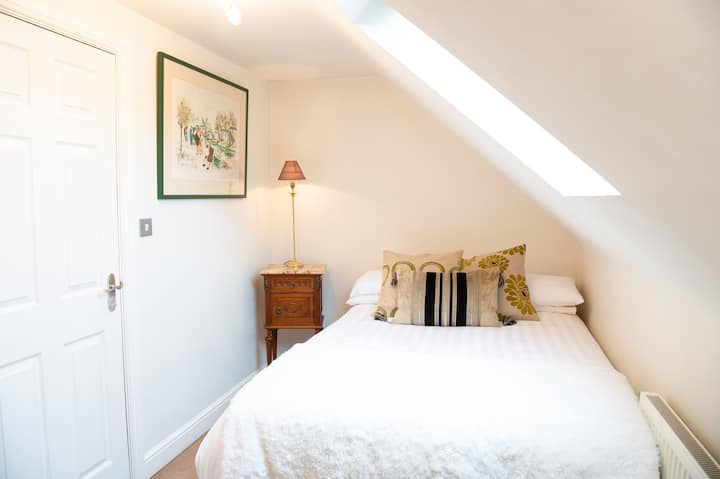 Private Double Bedroom, En-suite Plus Lounge Area. - Warrington, United Kingdom