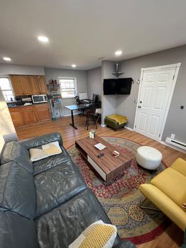 Find cheap vacation rentals in Edison, NJ cozycozy
