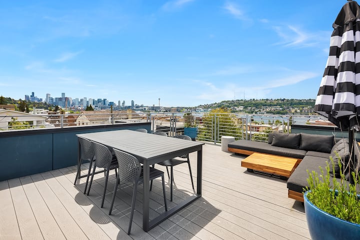 Spectacular Views 3 Bedroom Home W/ Rooftop, Ac - Seattle, WA