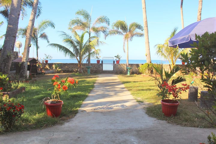 The Oceana - A Private Resort - Balsa In The Beach - Balayan