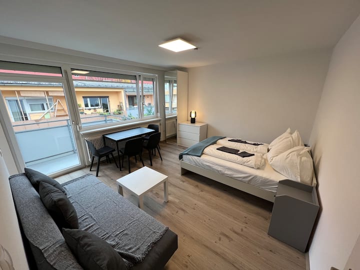 Renovierte Einzimmerwohnung Im Ruhigen Innenhof - Innsbruck-Igls