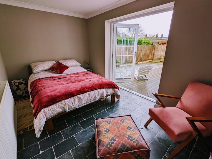 The Garden Studio With En Suite & Own Entrance - Wetherby