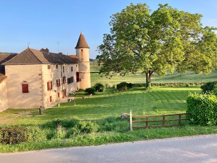 Gîte Du Château De Sivignon - Département Saône-et-Loire