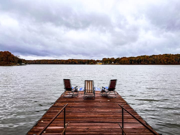 6 Bedroom Lakefront Oasis On Lake Barkley - 3 Acres With New Private Dock 2024 - Kentucky Lake