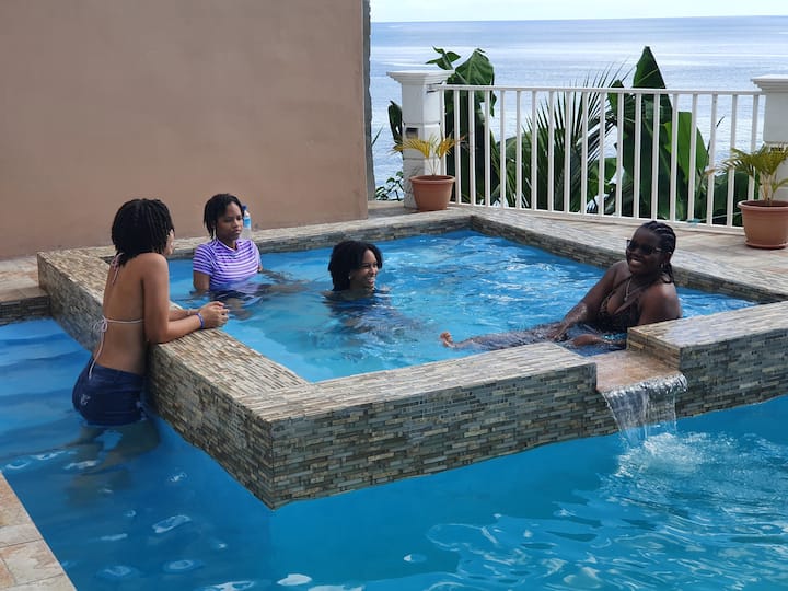 Lovely Pool Side 1 Bedroom Apt - Dominica