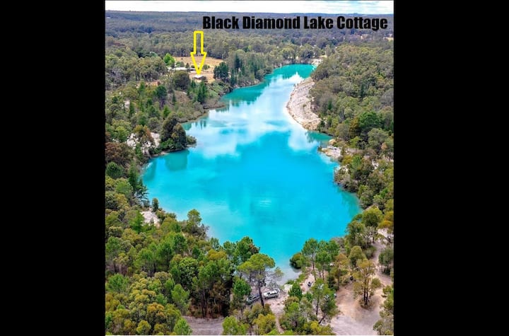 Black Diamond 3bd Cottage Black Diamond Lake Wa - Collie