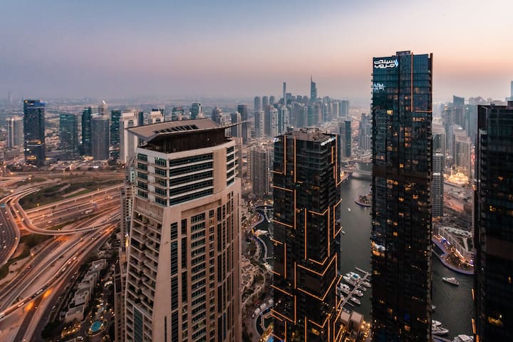 Sky View Host - Dubai Marina