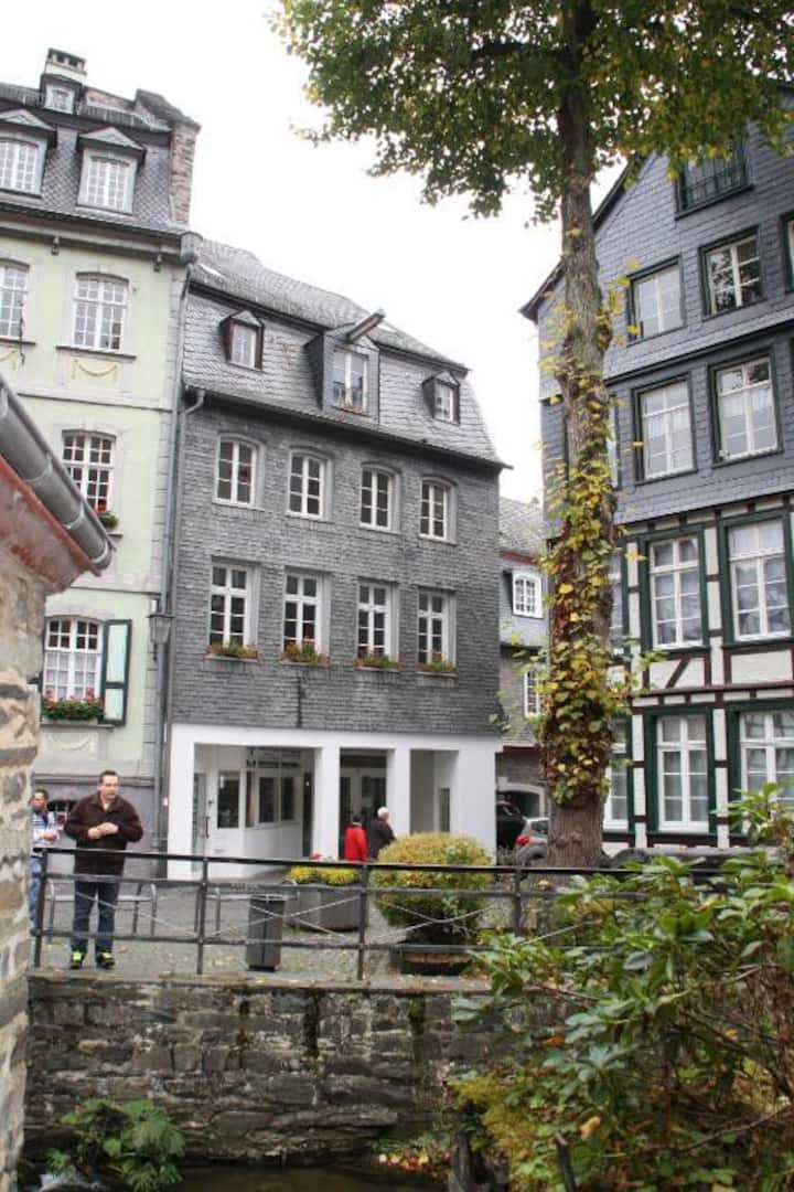 Ferienwohnung 1 Ehemaliges Geschenkehaus Monschau - Eupen