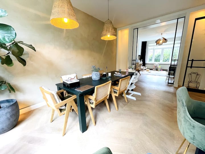 New Renovated Home, 3 Floors 180 M2, 10 Min Beach - The Hague