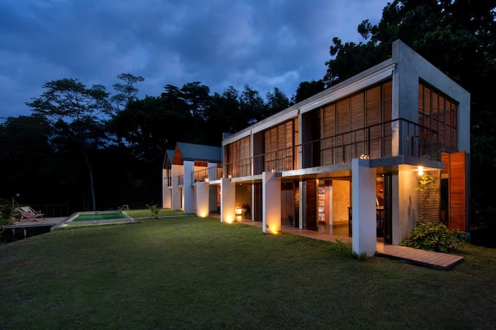 Jungle Hub, 5 Bedrooms Villa With Pool - 코스타리카