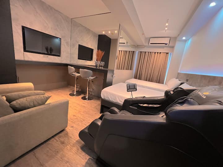 Mall Of Asia Condo Suite With Massage Chair & Ps4 - 마닐라