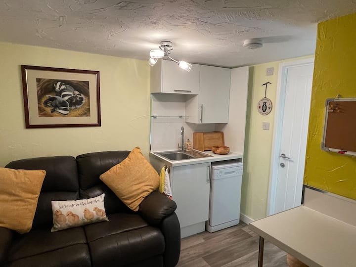The Sett: A Cosy, Well-equipped 2 Bedroom Flat - Burnham-on-Sea