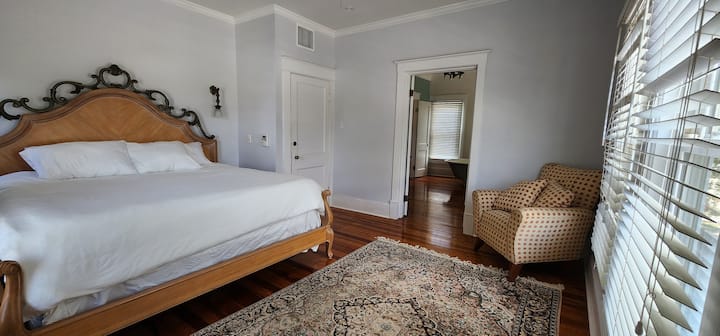 Master Bedroom Suite - Private Bath - Room #3 - Fort Myers, FL